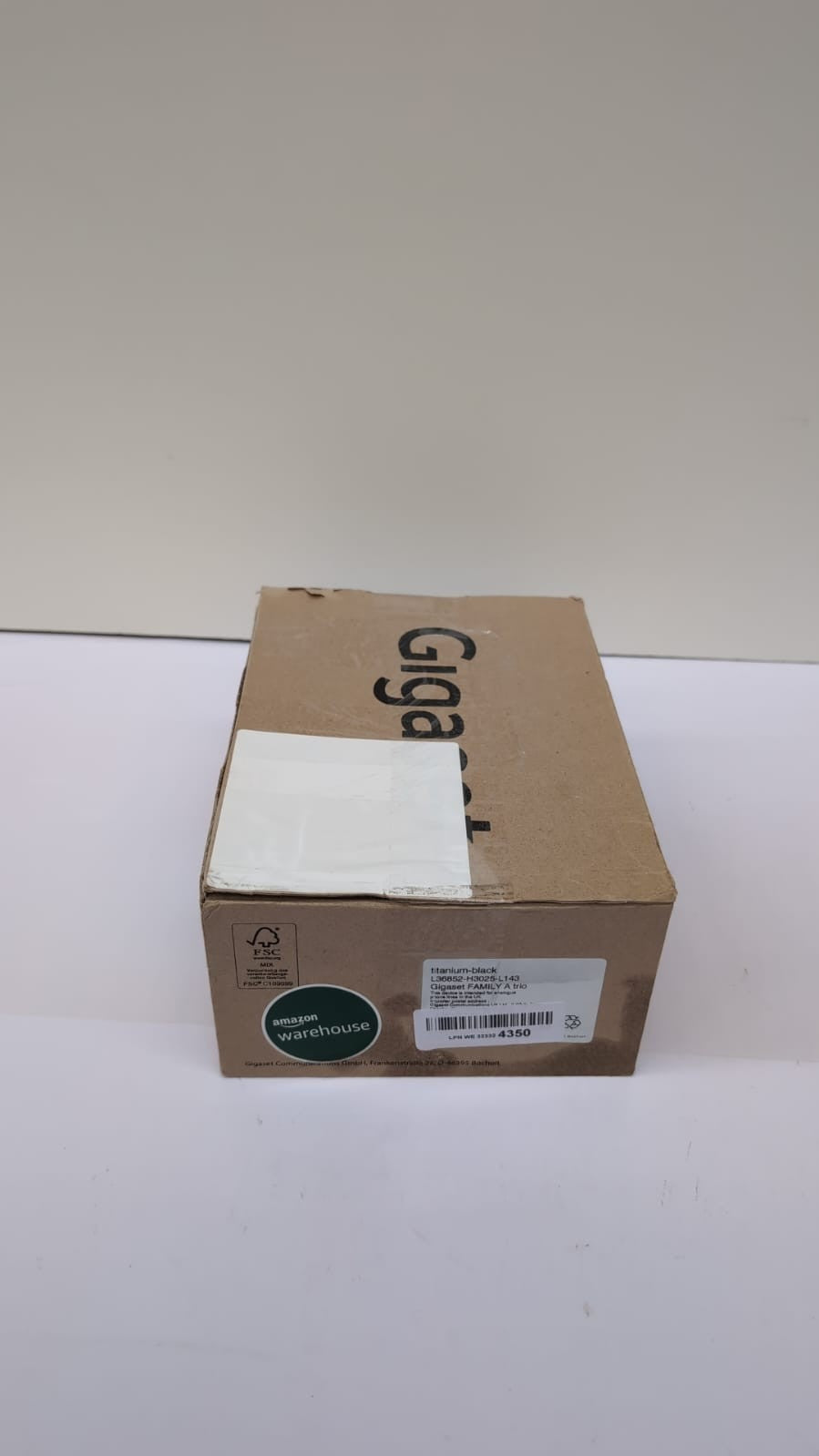 Gigaset L36852-H3025-L143 Titanium Black (BOX DAMAGED)