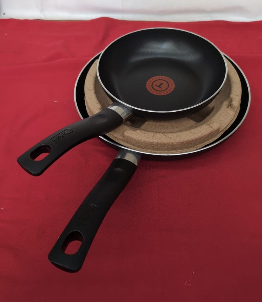 Tefal  Twin Frying Pan Set, 19/27cm Non-Stick  Cookware,( no original packaging)