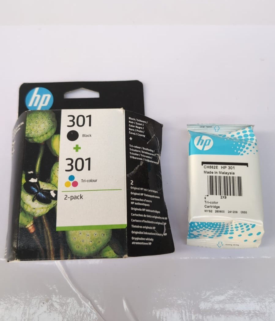 HP  301 Original Ink Cartridge Tri-Colour,(box damaged/only tricolour )