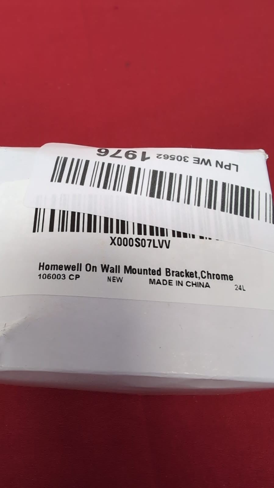 Homewell on wall mounted bracket (Box Damaged)