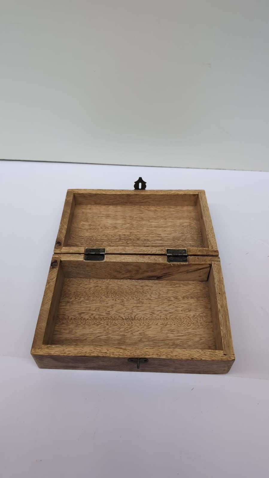 Handmade Mango Wood Tree of Life Engraving Beautifully Keepsake Box Jewellery