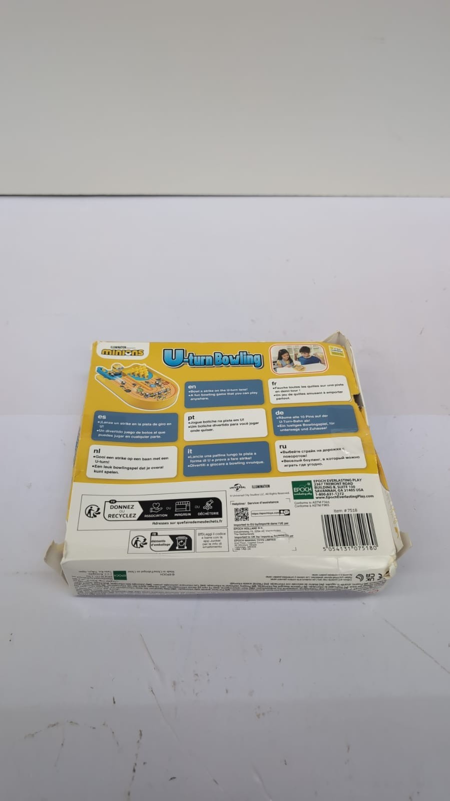 Minions U-Turn Bowling, Epoch Games 7518 (BOX DAMAGED)