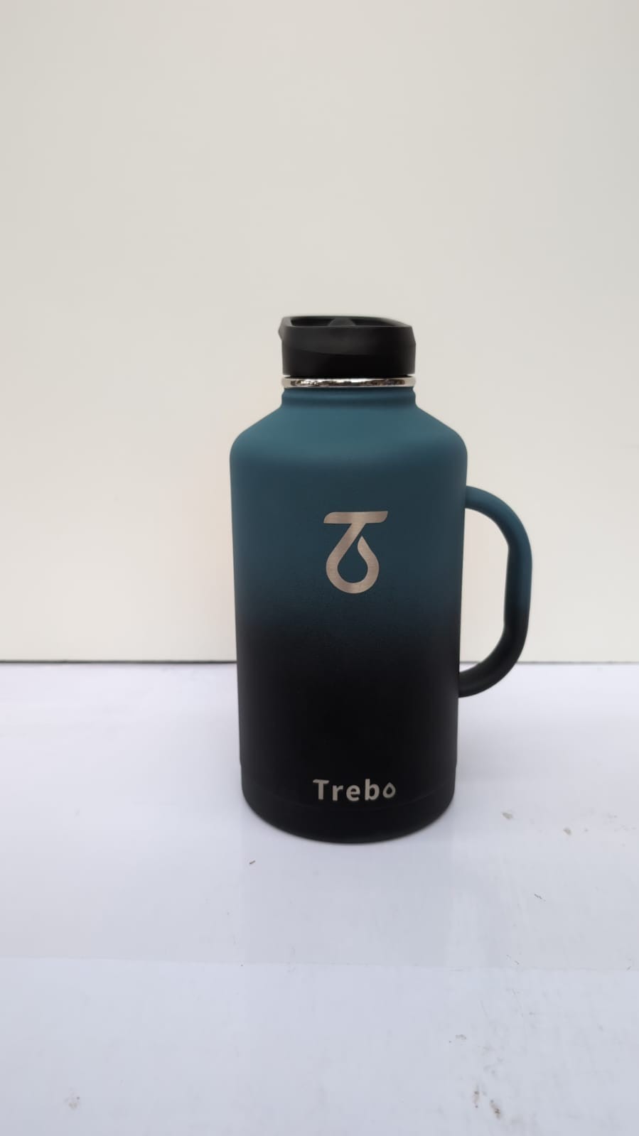 Trebo Insulated Water Bottle 2L, Metal Bottle with Handle (No Packaging)