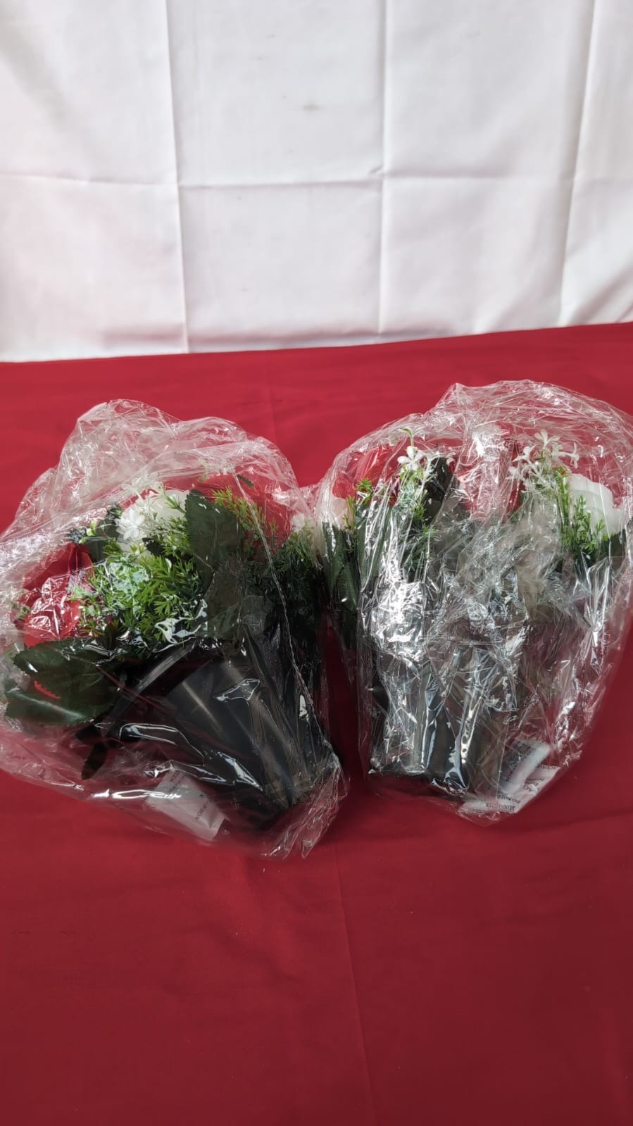 Pack of 2 Artificial Roses Silk Flower Bouquet Office Desk Home Decoration Party