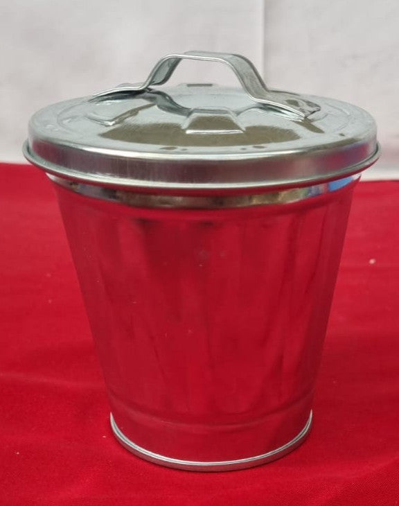 Silver Mini Galvanized Trash Can with Lid Mini Wastebasket Trash Can Small Metal
