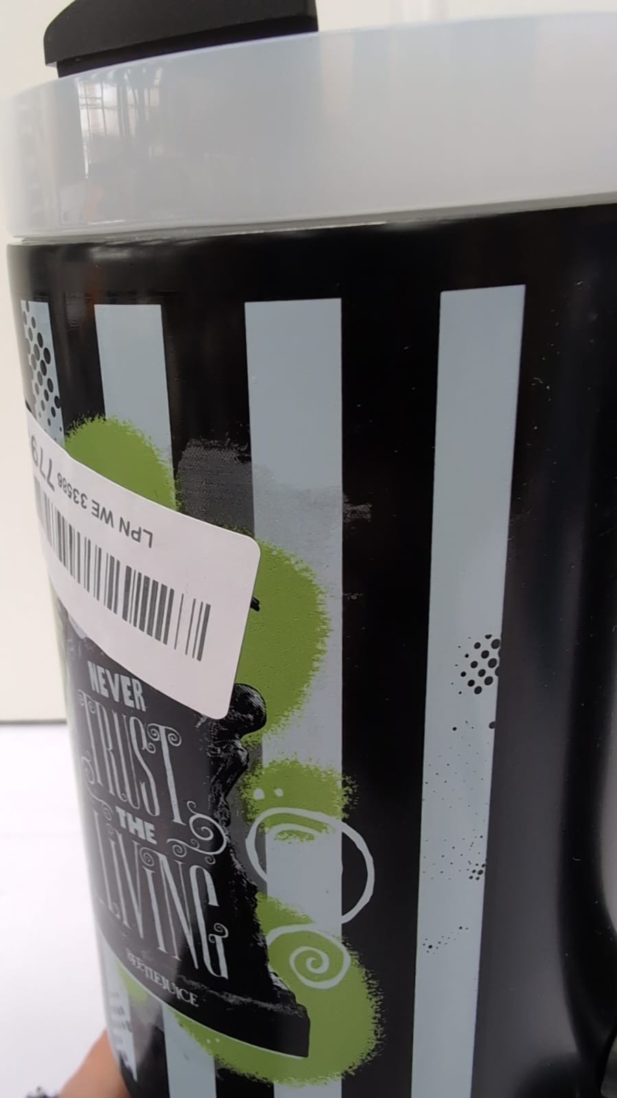 Pyramid International Beetlejuice 40oz (small Scuff on surface)