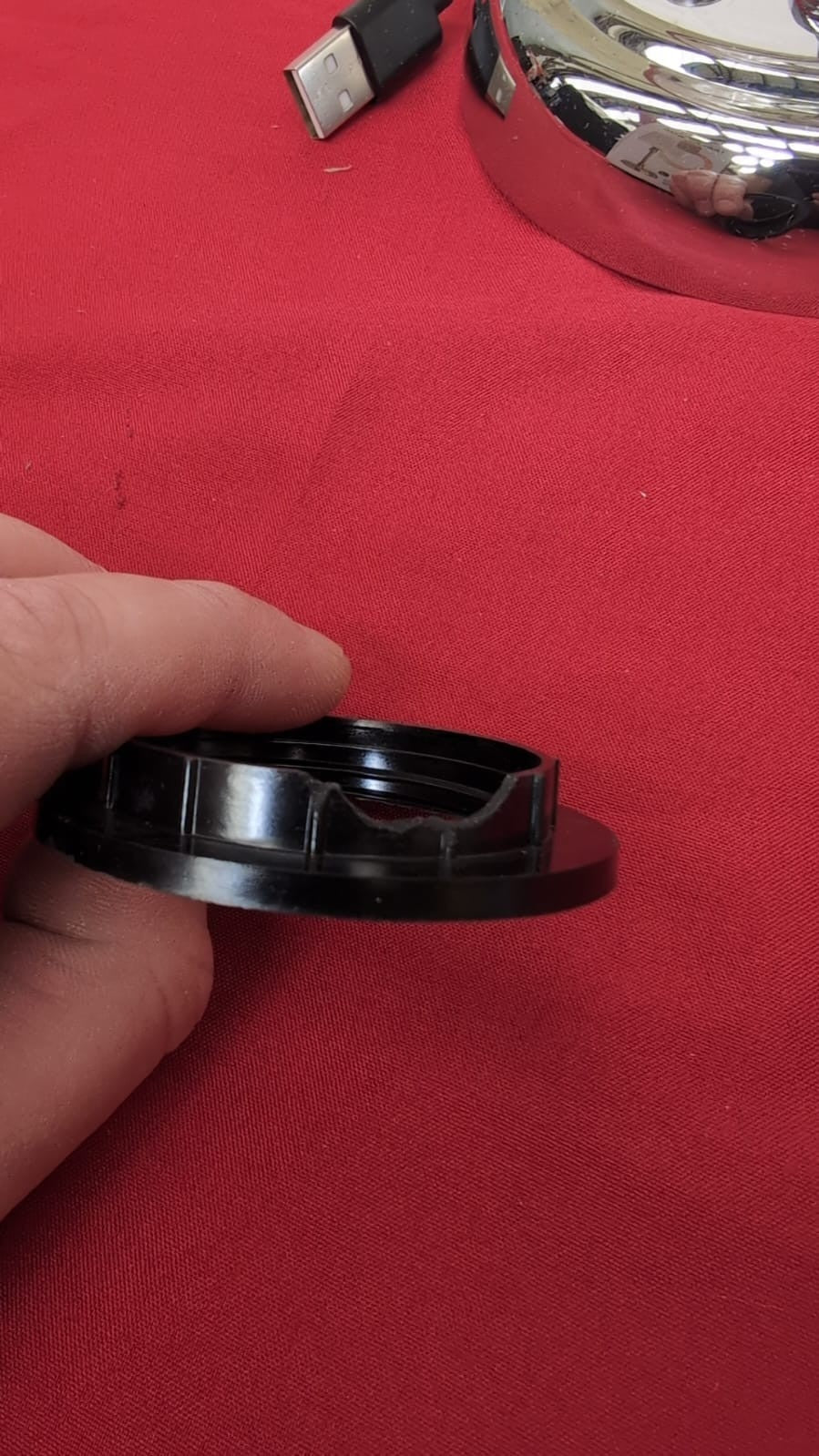 Cordless Rechargeable Table Lamp (box damaged - small chip on plastic collar)