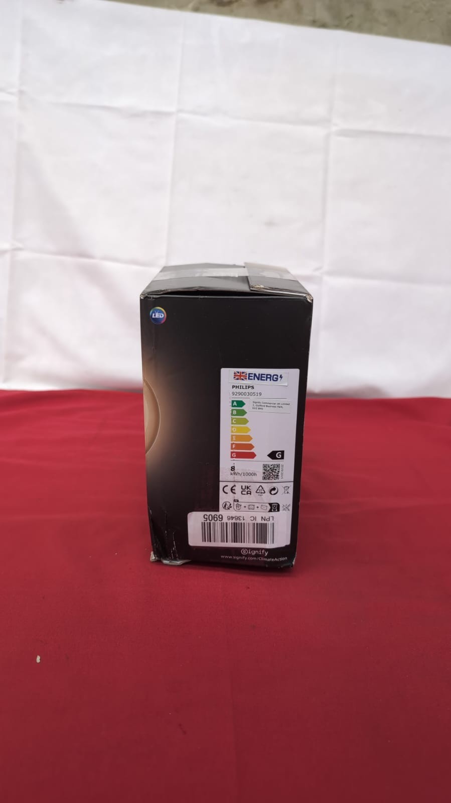 Philips Hue White Filament Globe E27 G125,Bluetooth(  box damaged)