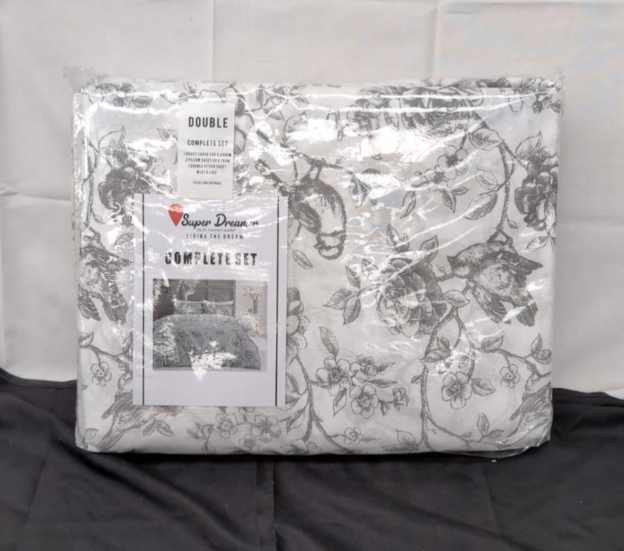 Super Dreamer Blossom Complete Bed Set - Reversible  Double Floral Quilt Cover