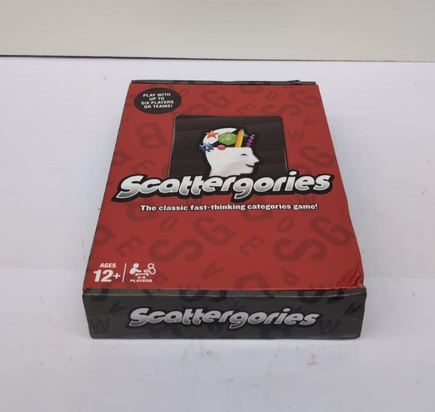 Gaming Scattergories Board Game(BOX DAMAGED)