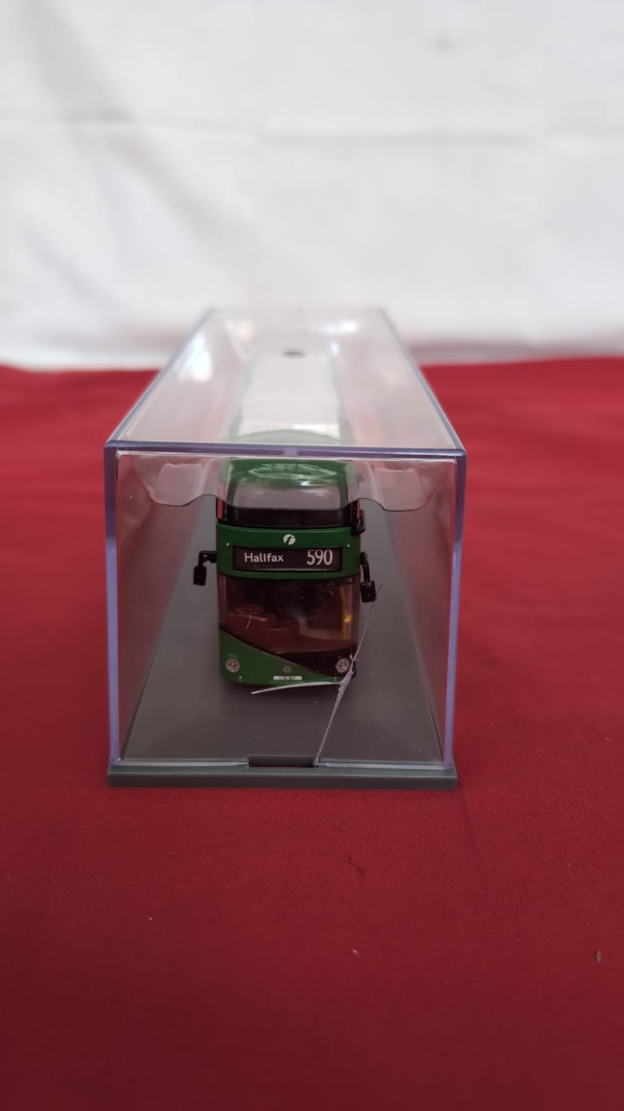 Corgi Diecast Model  New Routemaster - West Yorkshire, Green(PACKAGING DAMAGED)