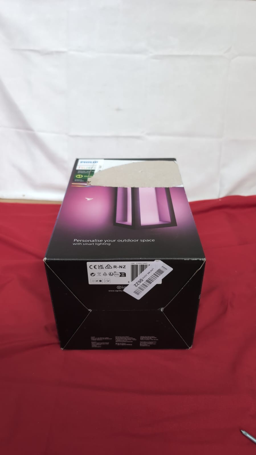 Philips Hue White & Colour Ambiance LED Smart Garden Wall Light(box damaged)