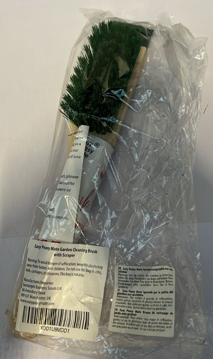 Professional Garden Cleaning Brush & Scraper - Heavy Duty Wooden Handle