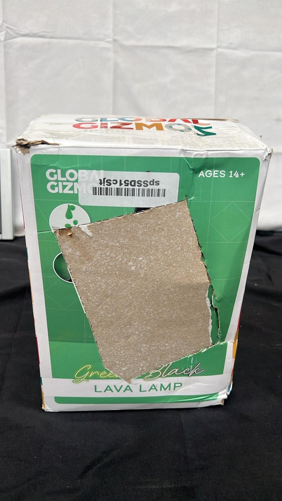 Global Gizmos  Black and Green Lava Lamp/Black Base (box damaged)