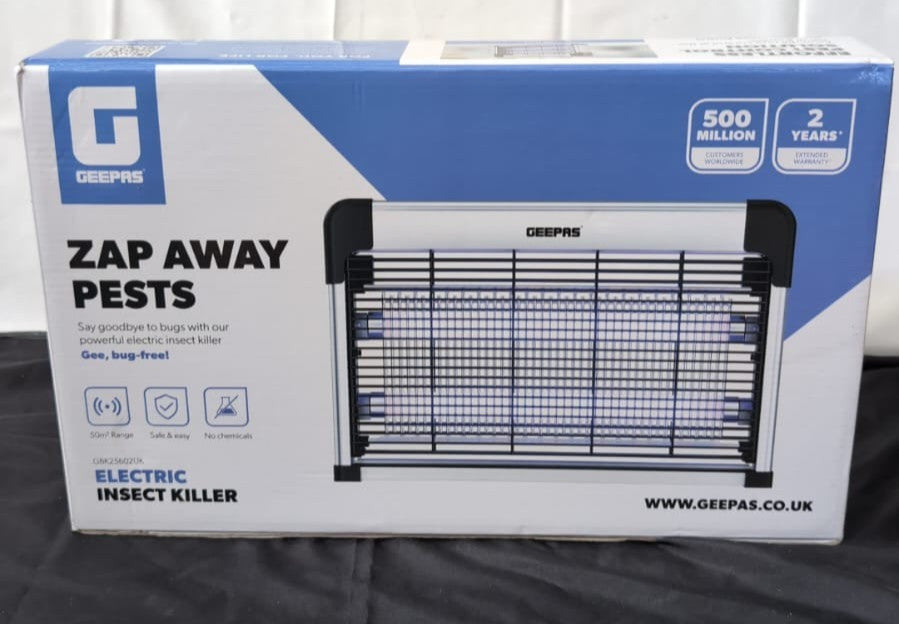 Geepas Electric Fly Killer & Bug Zapper | Powerful UV Light ,20W(BOX DAMAGED)