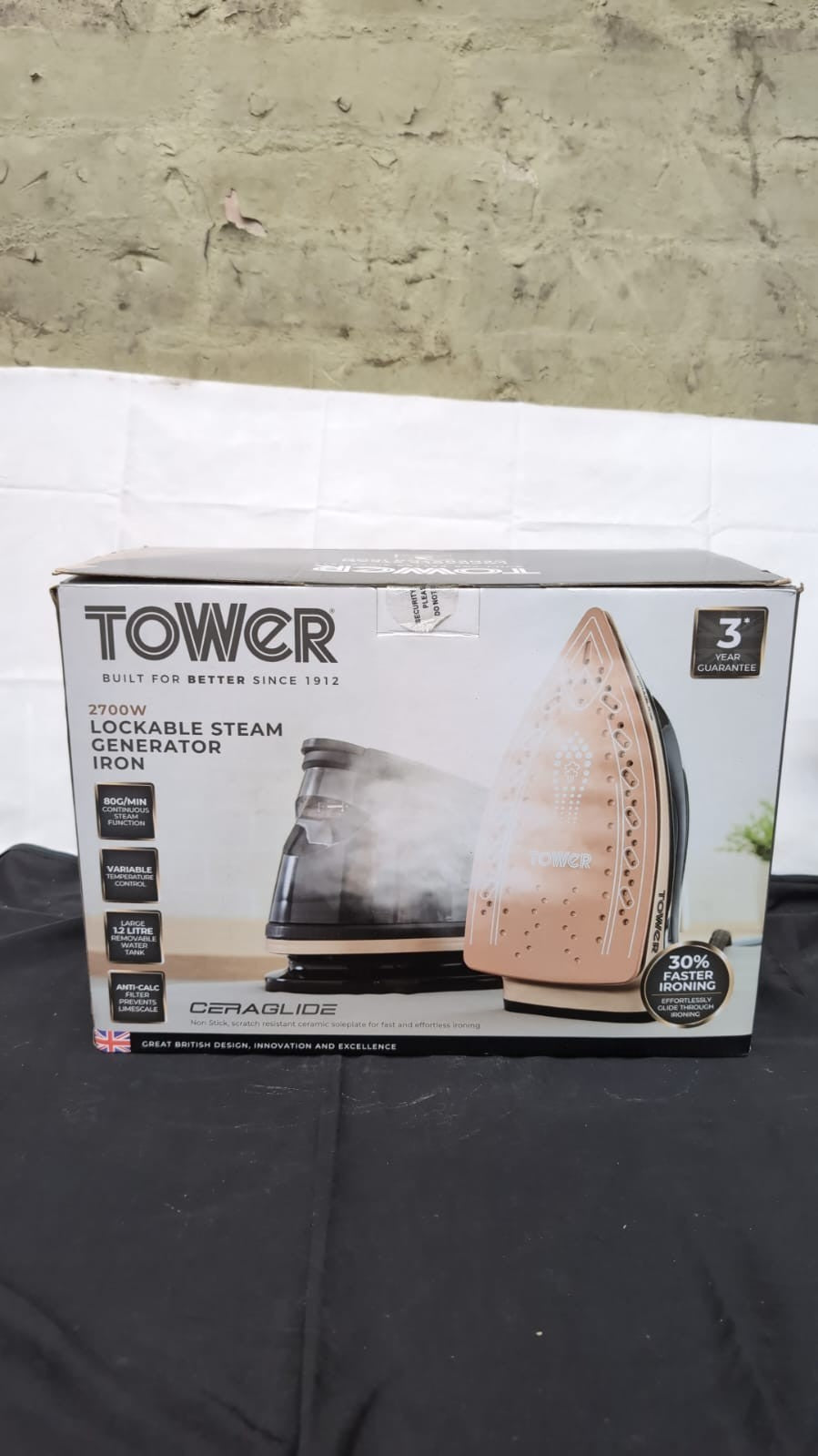 Tower  Ceraglide Steam Generator with Steam Shot Button Gold &Black(BOX DAMAGED)