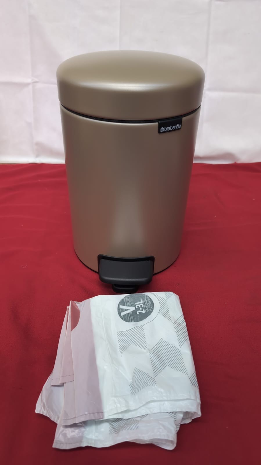 Brabantia NewIcon Pedal Bin 3L (Gold) Includes 4 out of 5 bin bags (BOX DAMAGED)