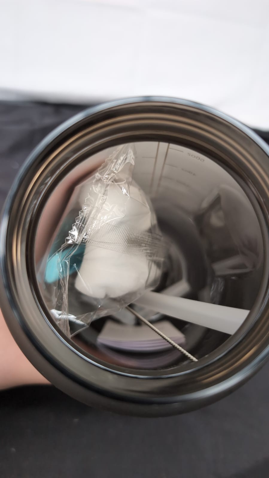 2L/2000ml Water Bottle with Time Markers, BPA-Free, Leak-Proof Straw Lid, BLACK