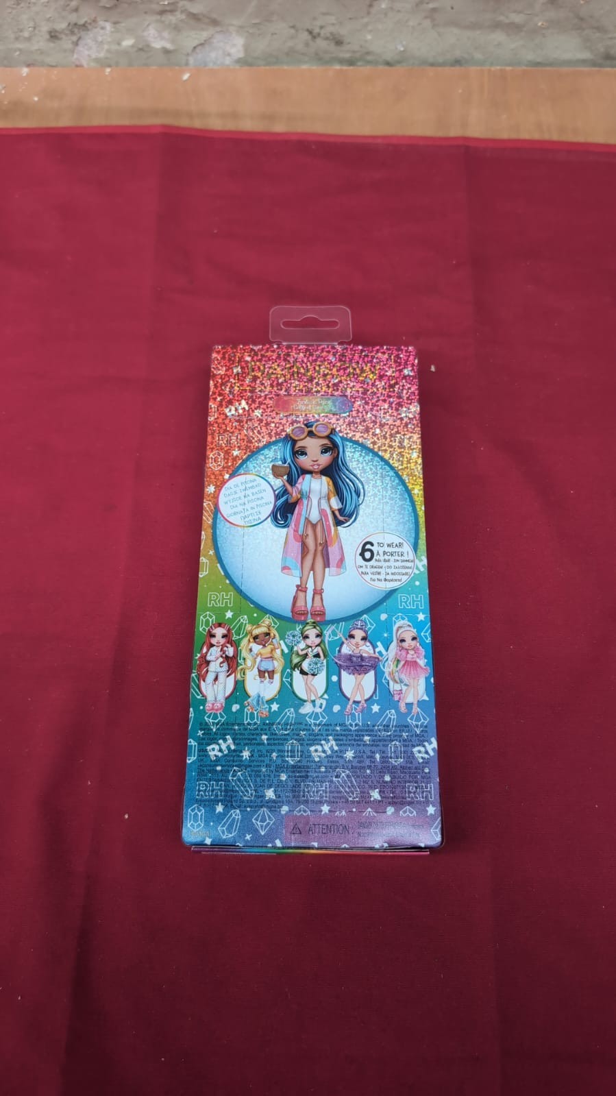 Rainbow High Fashion Pack, Pool Theme Mix & Match(Packaging Damaged)