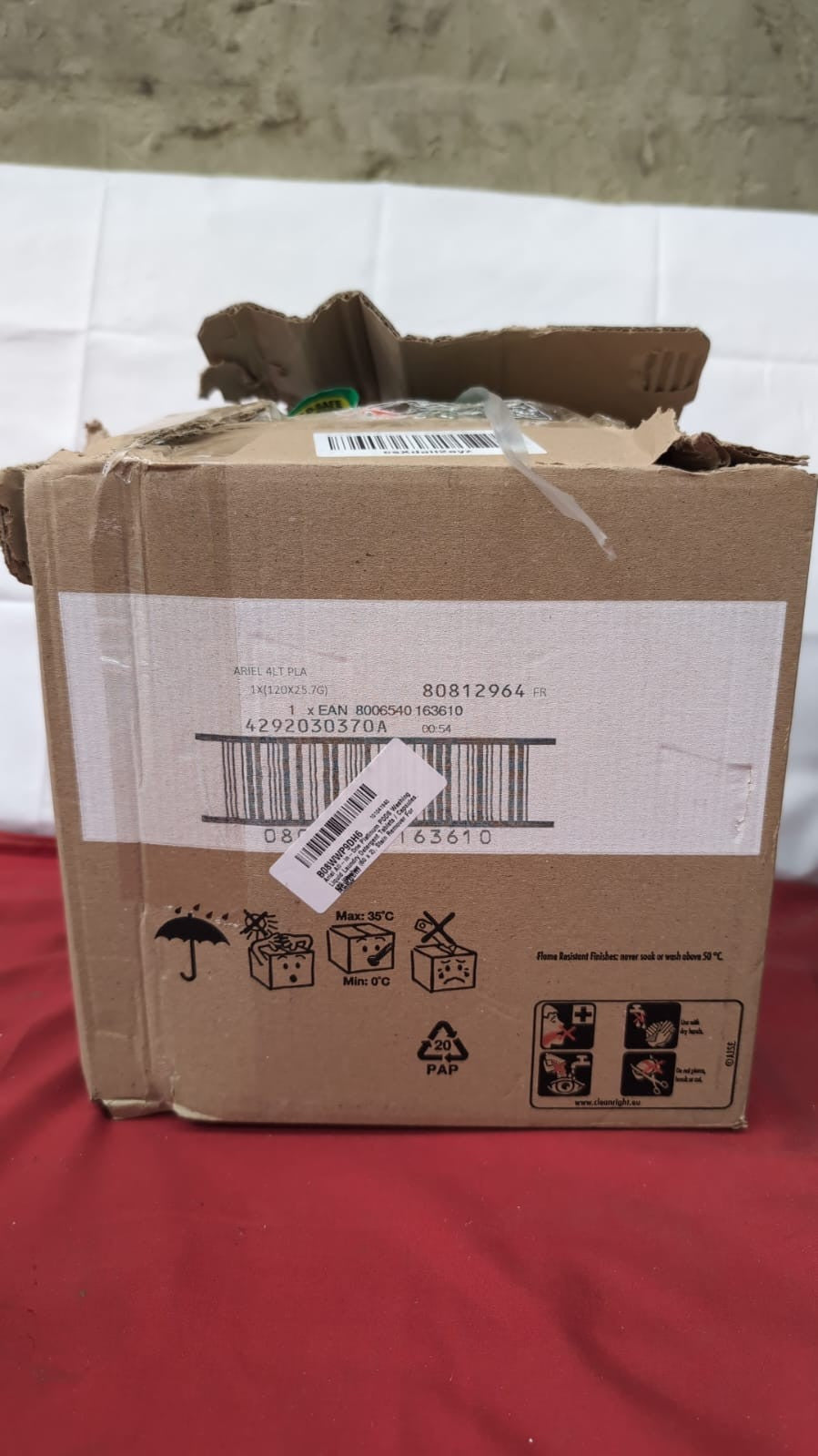 Ariel Platinum PODS®, 120 Washing Liquid Laundry (2 pack - packaging damaged)