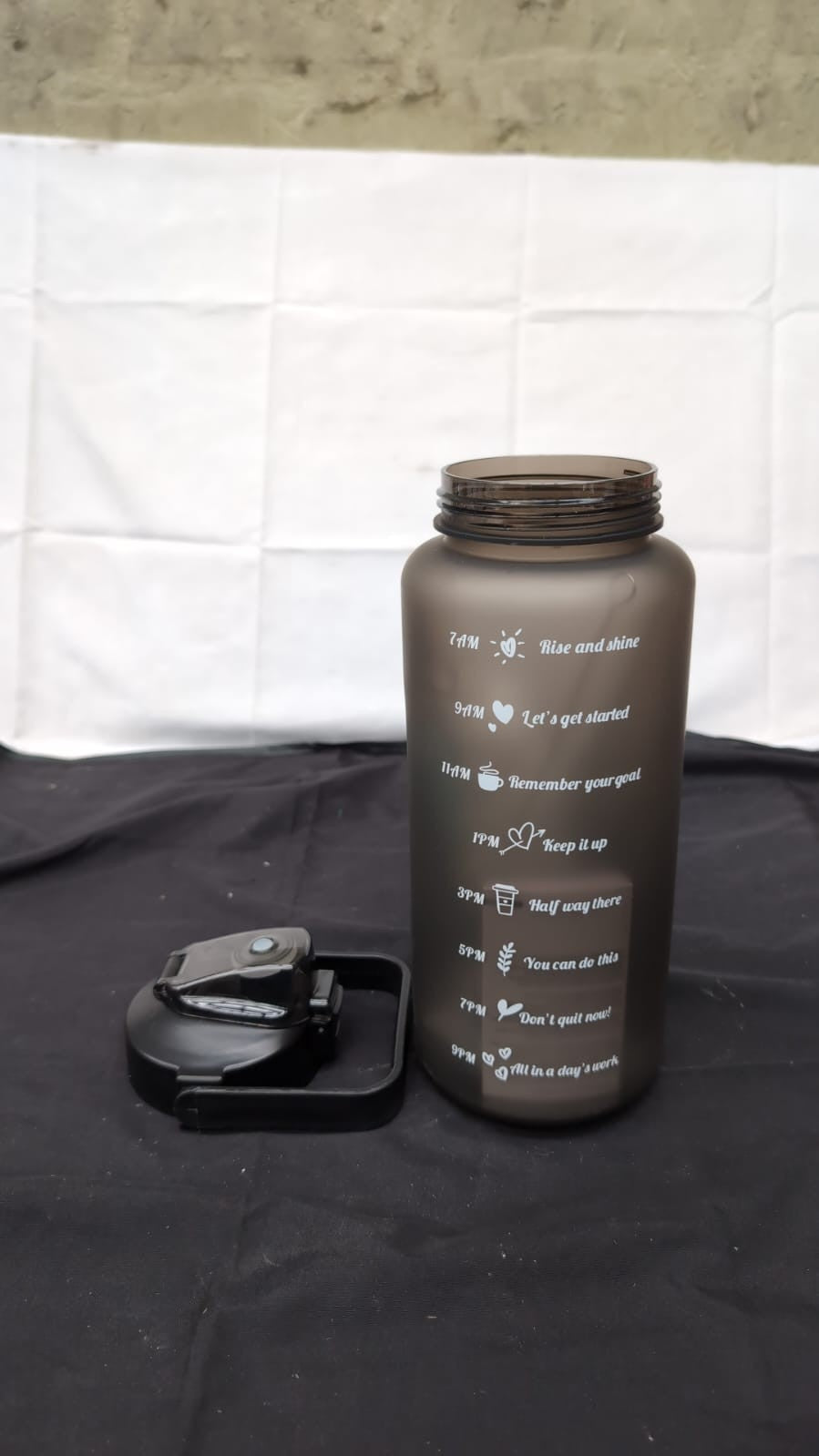 2L/2000ml Water Bottle with Time Markers, BPA-Free, Leak-Proof Straw Lid, BLACK
