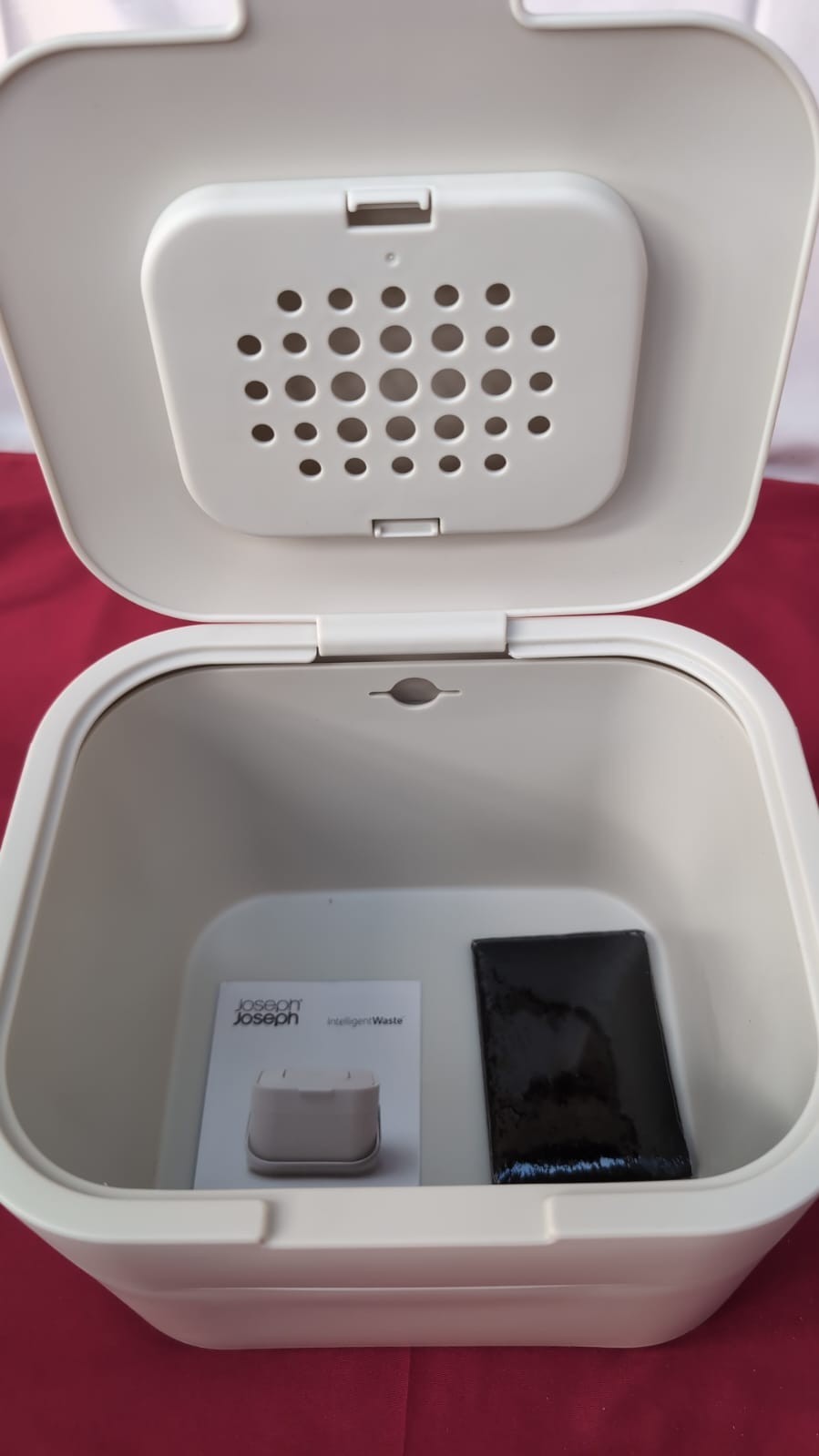 Joseph Joseph Intelligent Waste, Stack 4 Kitchen Food Waste Compost Caddy 4L