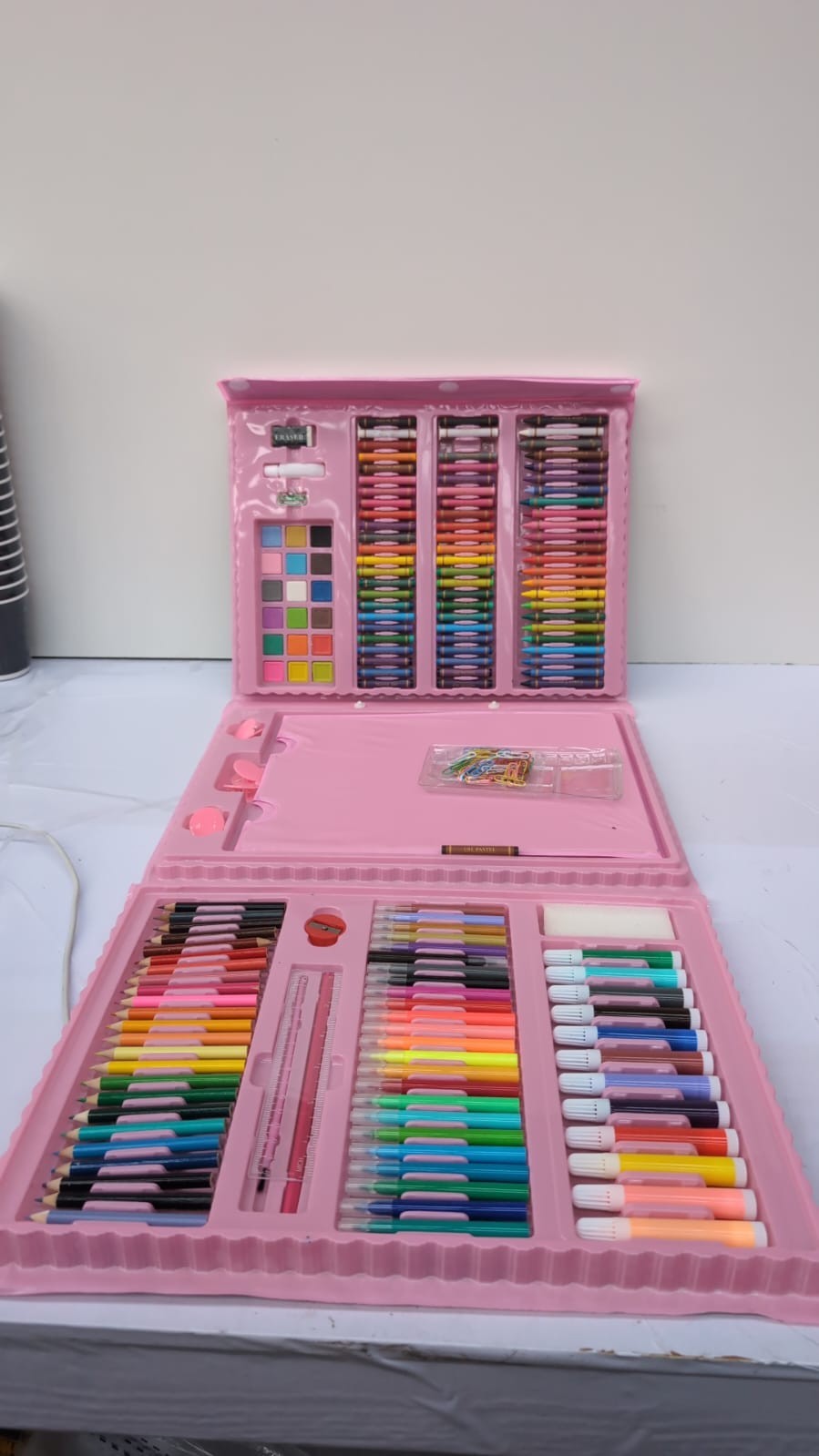 Drawing Kit 208PCS Deluxe Colouring Art Set