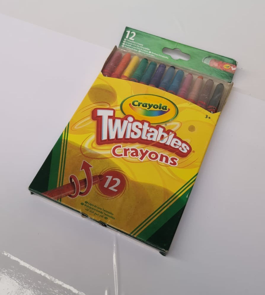 CRAYOLA Twistables Colouring Crayons – 12 Pack, Multicolour (Box Damaged)