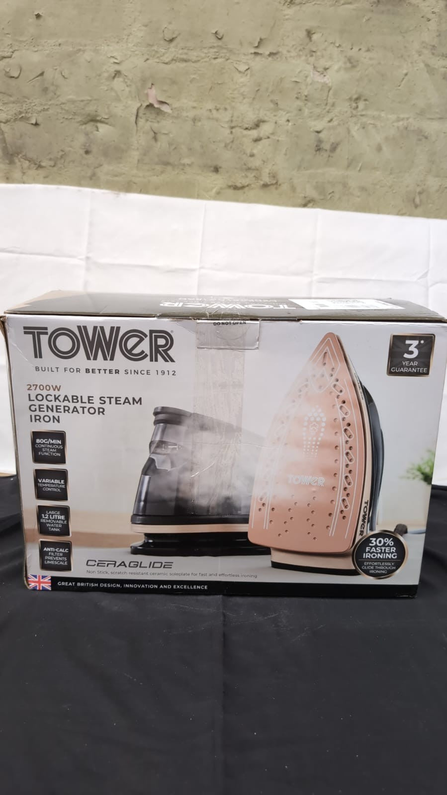Tower  Ceraglide Steam Generator with Steam Shot Button,(USED)