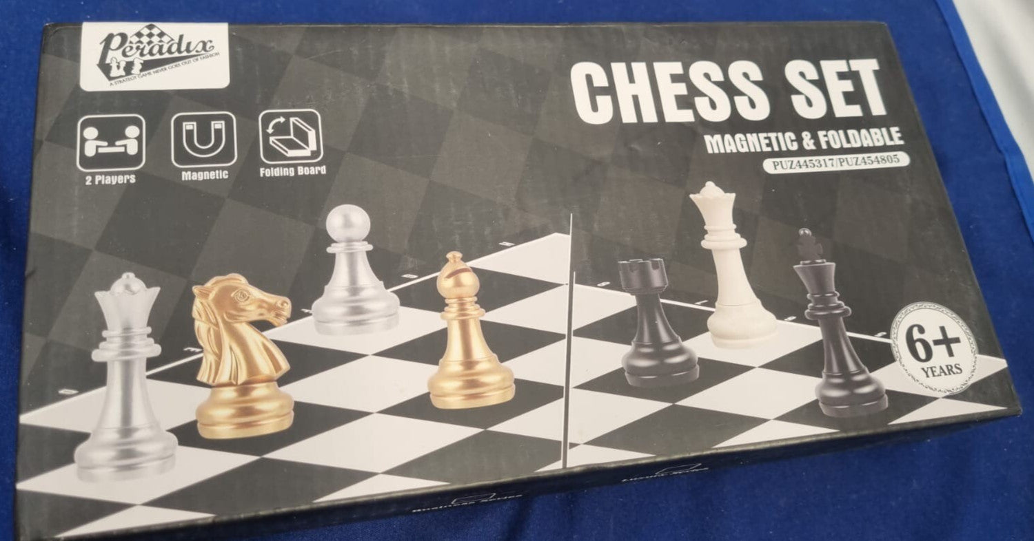 Peradix Travel Chess Board Set - Magnetic Chess Pieces, Portable/Foldable