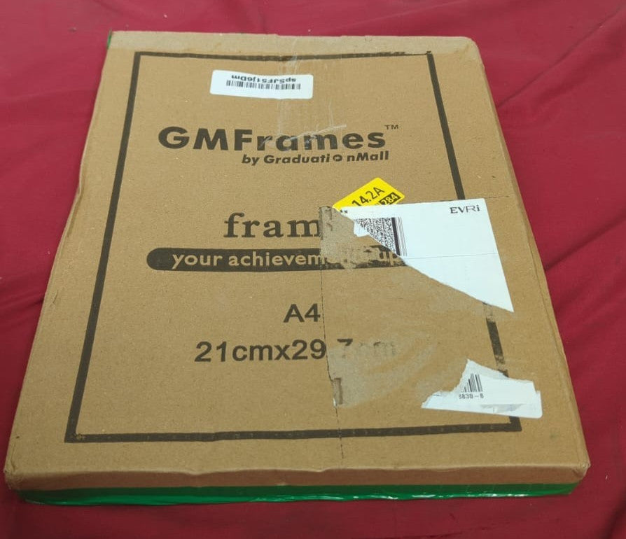 GMFRAMES A4 Photo Frame Classic (BOX DAMAGED)