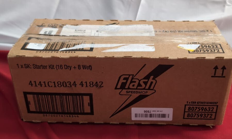 Flash Speedmop Floor Cleaner Starter (packaging damaged - only 6 wet refills)