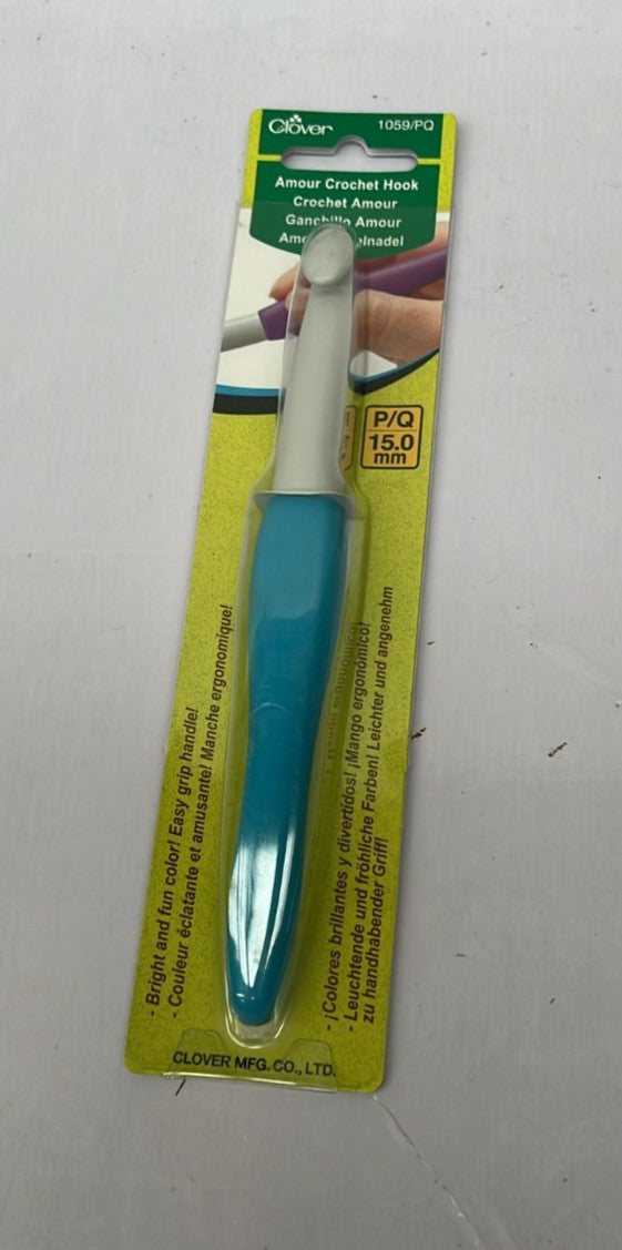 Clover CL1059 Amour Crochet Hook: 15.00 mm, Multi