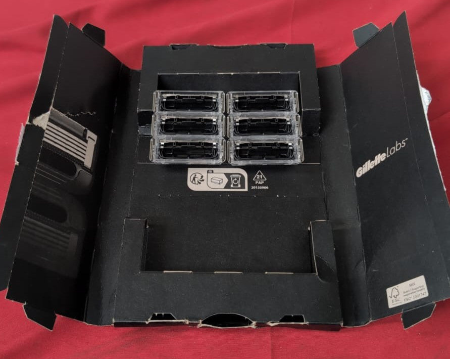 Gillette Labs Men's Razor Blades, Shaving Refills (6 pack - packaging damaged)