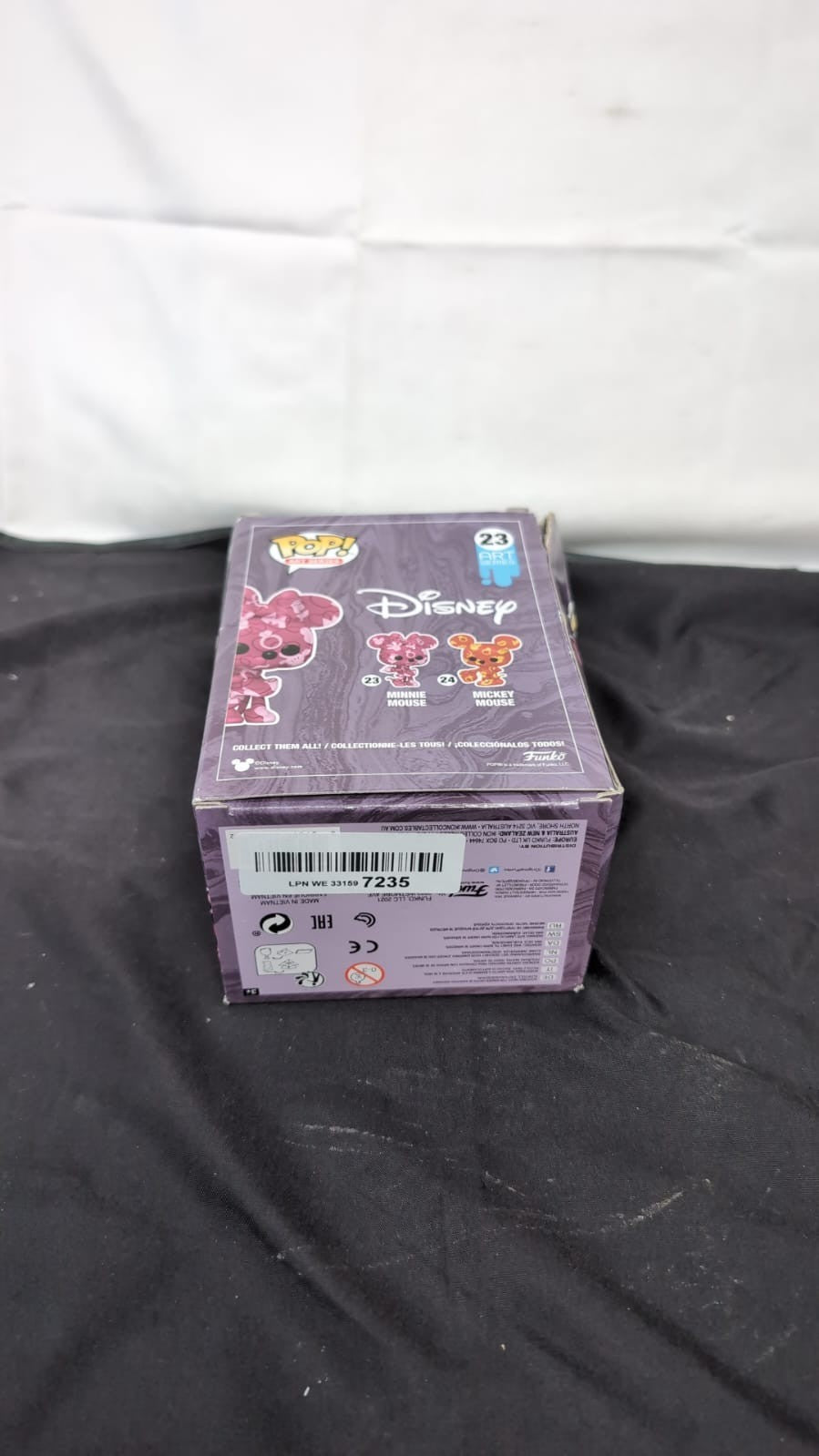 POP! Art Series Disney 23 Minnie Mouse Artist Series Special Edition(BOXDAMAGED)