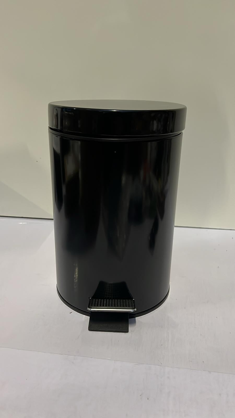 Denny International 3 Litre Stainless Steel Pedal Bin