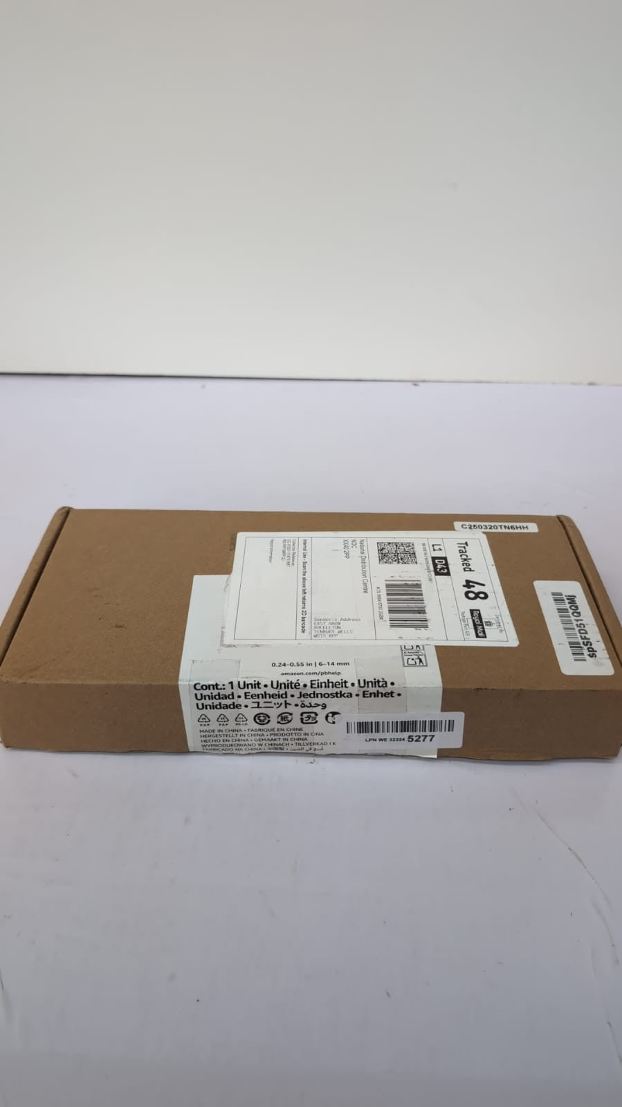 Amazon Basics Heavy Duty Stapler Gun with 1000 Staples, (box opened)