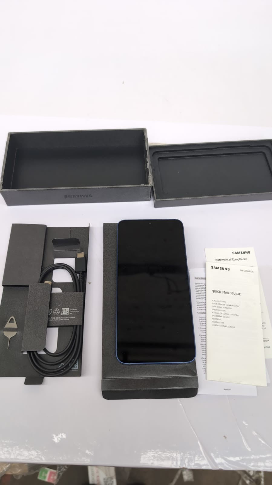 Samsung Galaxy S25+ 12GB Memory, 256GB Storage, 50MP 12/256GB Navy (BOX OPENED)