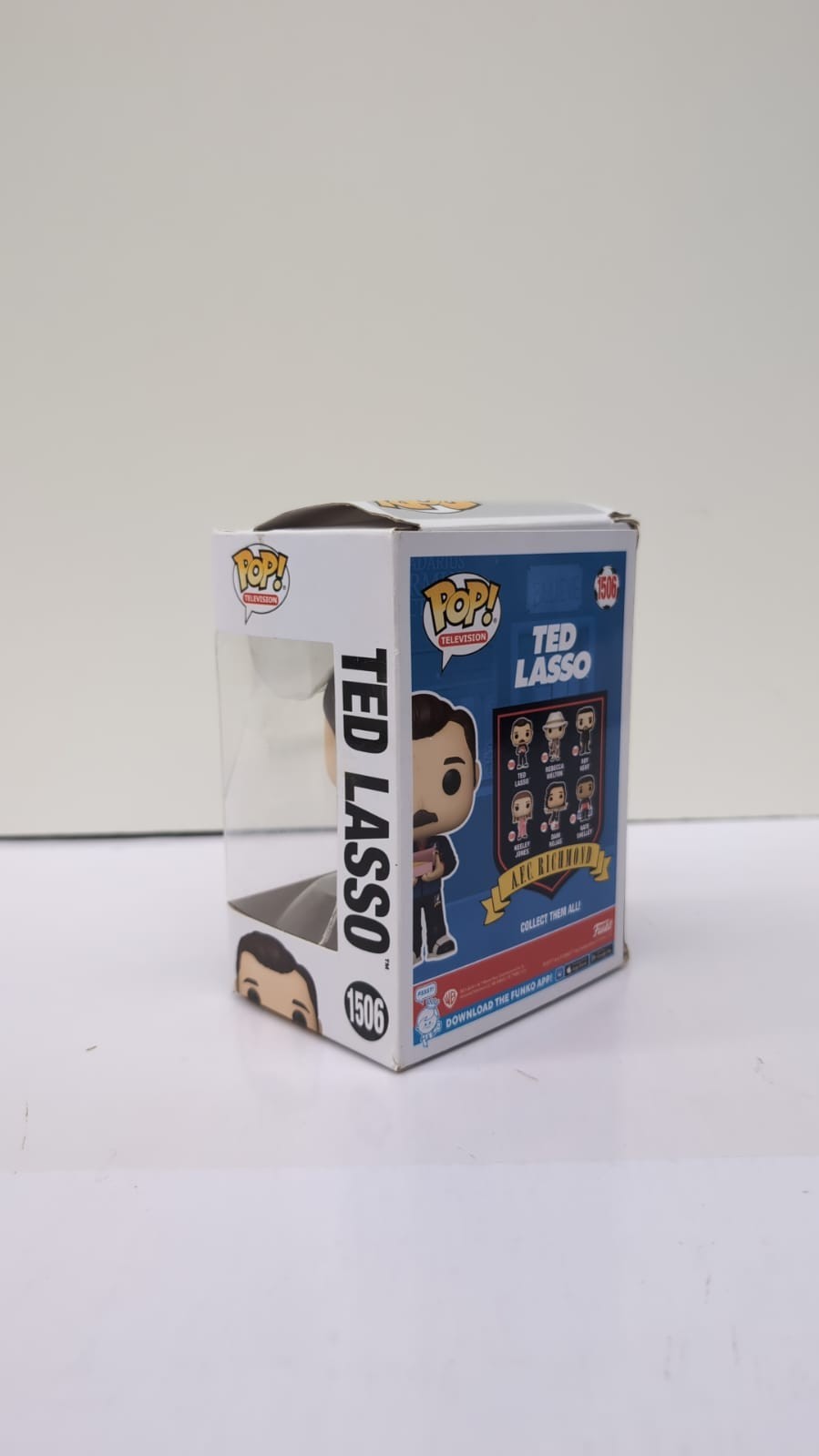 Funko POP! TV: Ted Lasso With Biscuits Collectable Vinyl Figure ( box damaged)