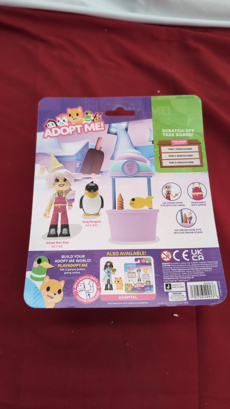 Adopt Me!: Elsa and King Penguin Friends Pack, Series 1 (packaging damaged)