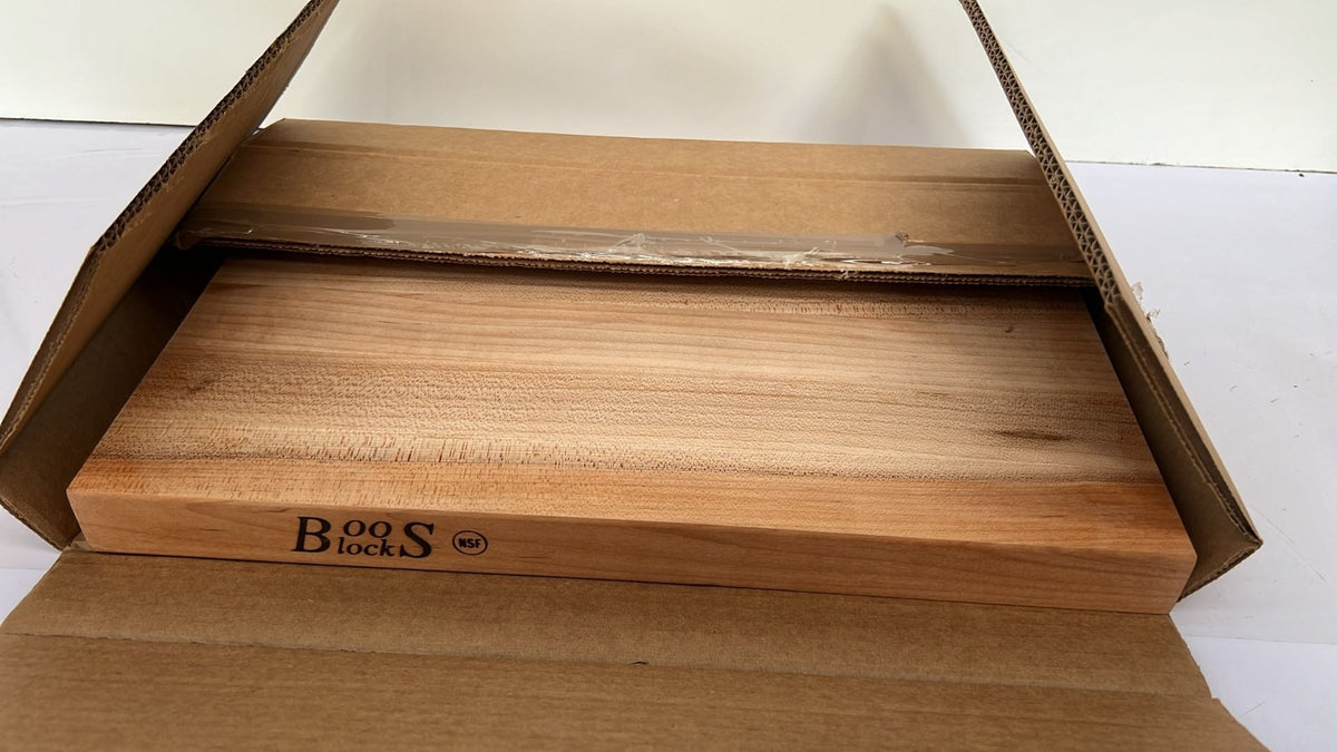 Boos Block Butchers Block - Small Wooden Chopping Board (26cm x 40cm)