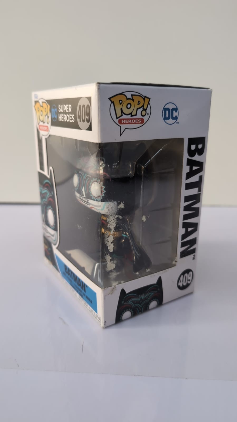 Dia de Los DC - Batman Vinyl Figure # 409 , Bundled (Box scuffed )