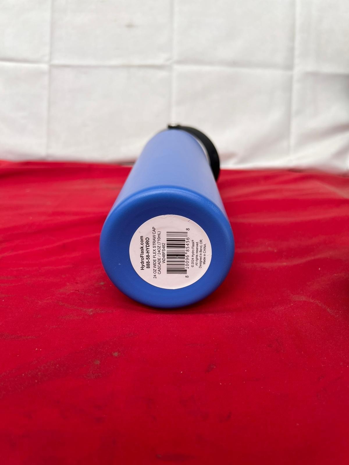 Hydro Flask - Water Bottle 709 ml (24 oz) - Vacuum Insulated Stainless Steel