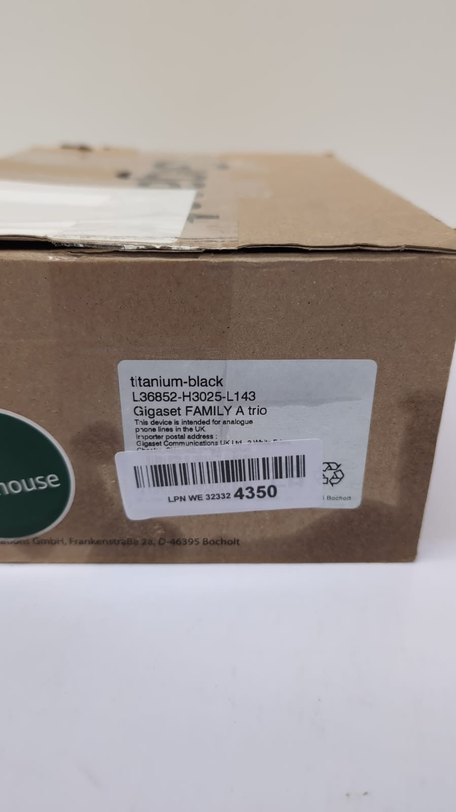 Gigaset L36852-H3025-L143 Titanium Black (BOX DAMAGED)