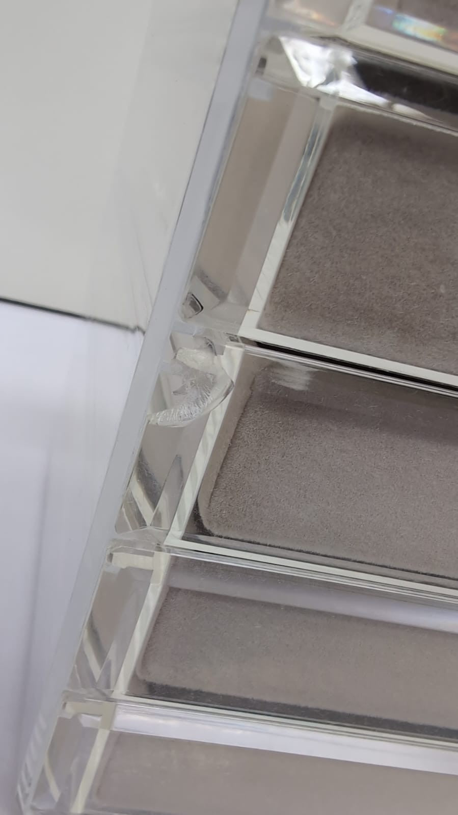 Sasha Morel Jewellery Box Women's 5 Drawer(1  drawer has a small chip)