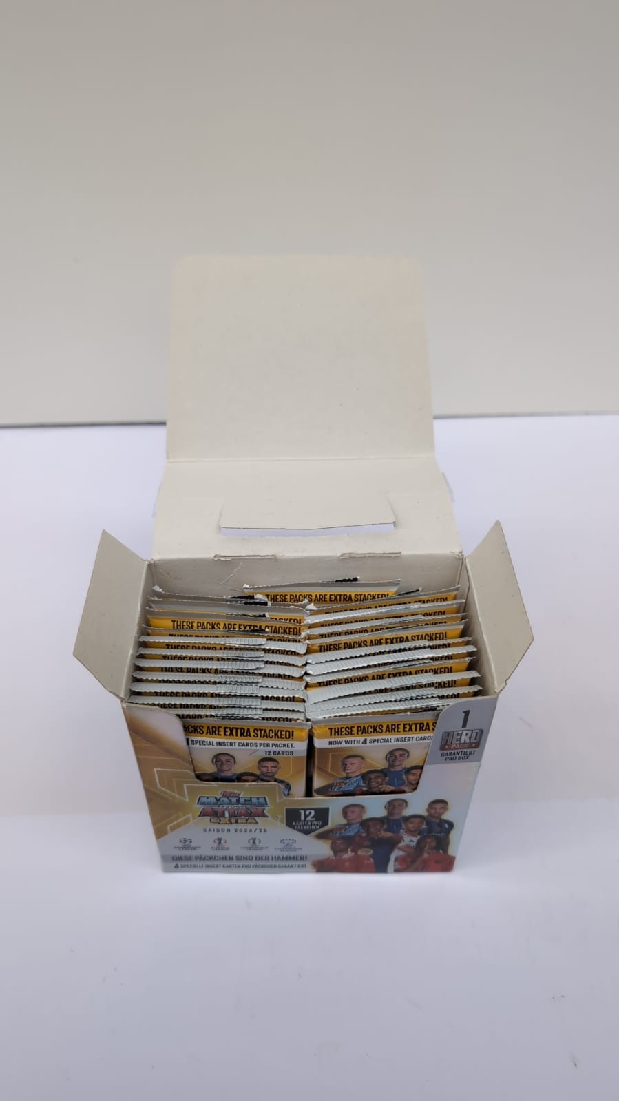 Topps Match Attax 24/25 Extra - Full Box - Contains 24 Packs (BOX DAMAGED)