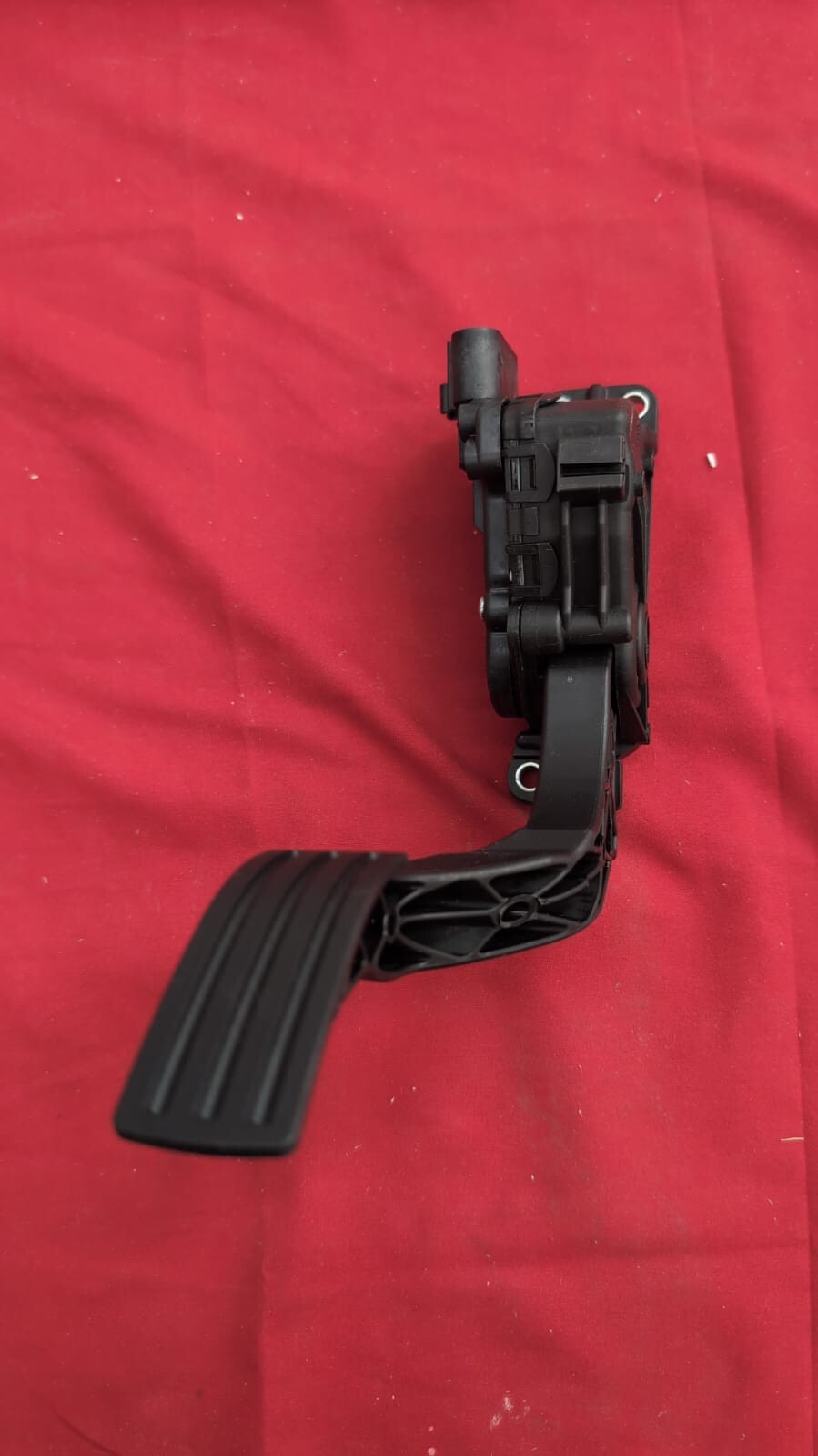 HELLA 010946-15 PBT-GF50 Sensor, accelerator pedal (No Packaging or Fixings)