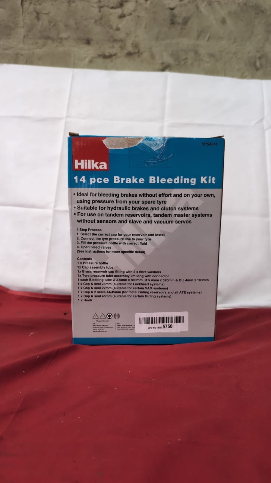Hilka 12724041 14 pce Brake Bleeding Kit (box damaged)