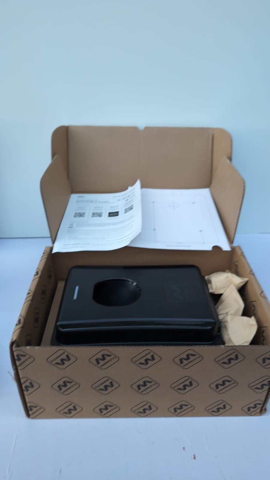 Smart EV Home Wall Charger for Type 2 Electric and Plug-In Hybrid (box opened)