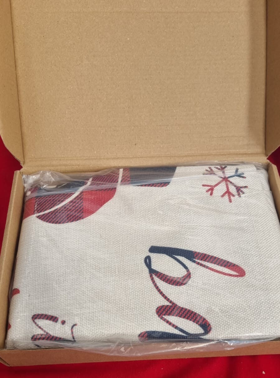 Avezano Red Christmas Cushion Covers 45 x 45 cm, Decorations Set of 4